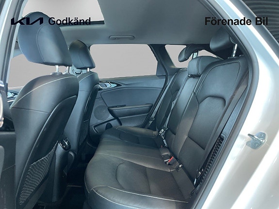 Kia Ceed 8 of 16