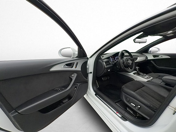 Audi S6 11 of 30