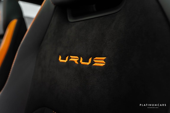 Lamborghini Urus 19 of 27