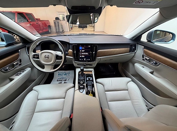 Volvo S90 9 of 11