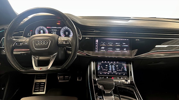Audi Q8 11 of 13
