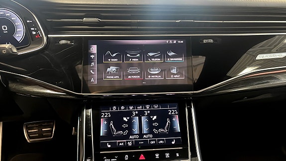 Audi Q8 10 of 13