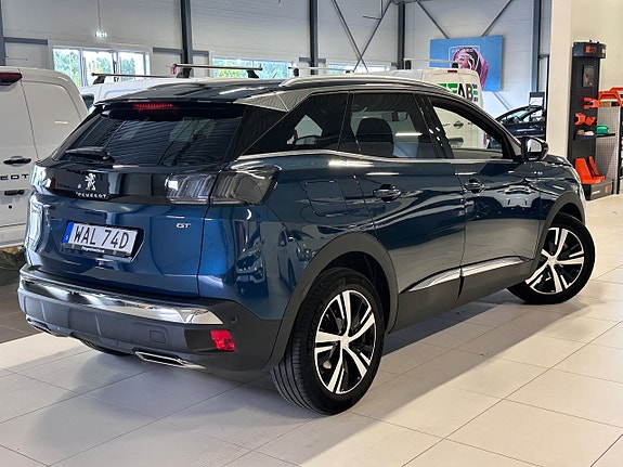 Peugeot 3008 4 of 8