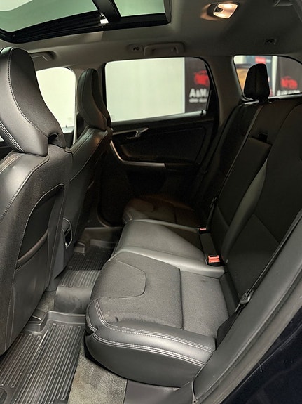 Volvo XC60 23 of 23