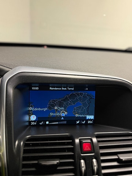 Volvo XC60 18 of 23