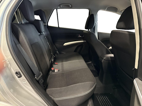 Suzuki S-Cross 8 of 14