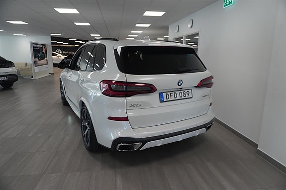 BMW X5 6 of 19