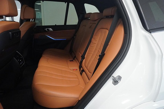 BMW X5 8 of 19