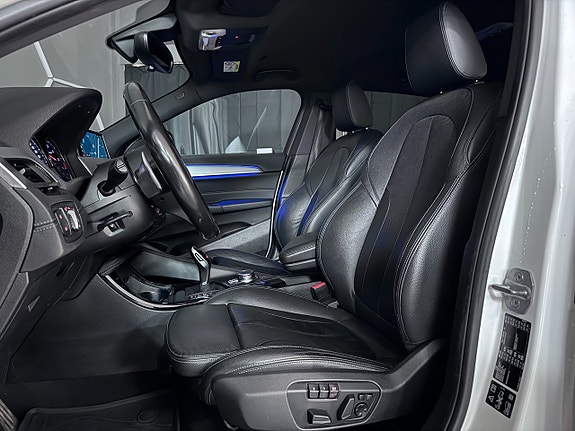 BMW X2 7 of 23