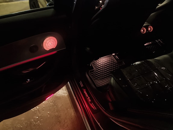 Mercedes-Benz E 220 d 12 of 19