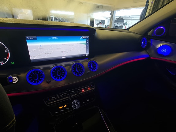 Mercedes-Benz E 220 d 11 of 19