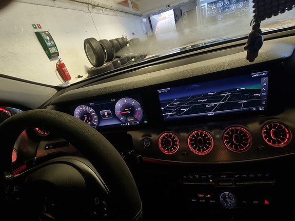 Mercedes-Benz E 220 d 8 of 19