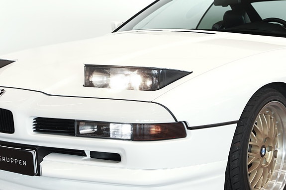 BMW 850i 5 of 17