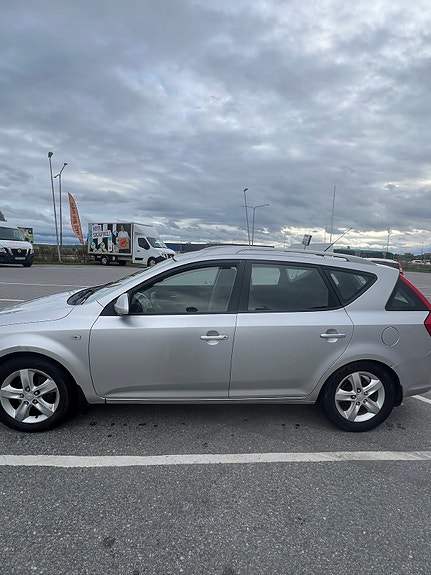 Kia Ceed 3 of 13