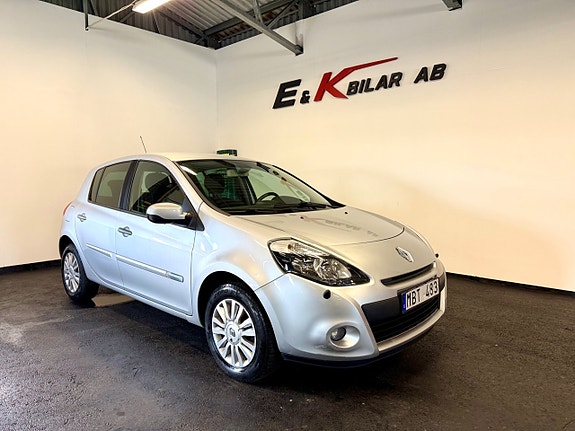 Renault Clio 8 of 13