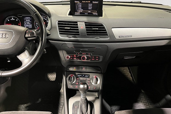 Audi Q3 12 of 20
