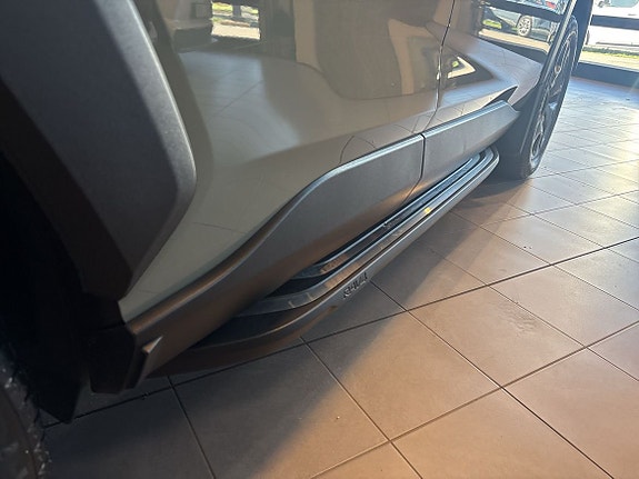 Toyota RAV4 26 of 28