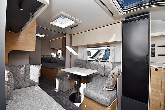 Adria 613 HT Adora, Långbäddar 5 of 27