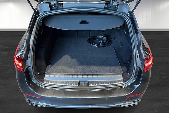 Mercedes-Benz C300 de 5 of 17