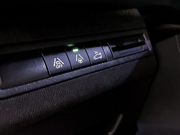 Peugeot 5008 8 of 18