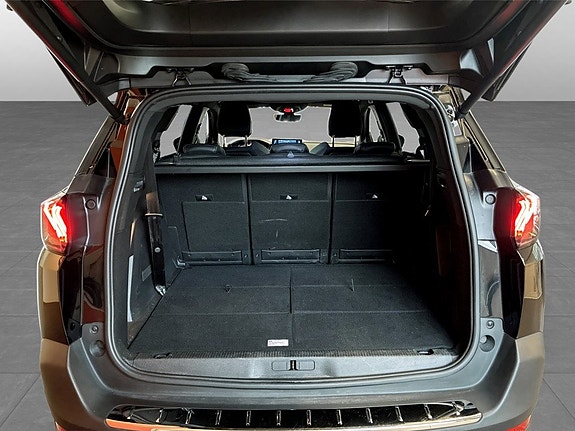 Peugeot 5008 17 of 18