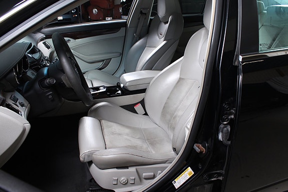 Cadillac CTS-V 16 of 21