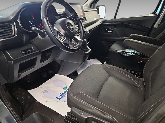 Renault Trafic 10 of 10