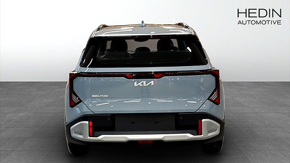 Kia Seltos 7 of 9