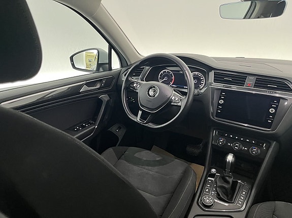 Volkswagen Tiguan Allspace 6 of 23
