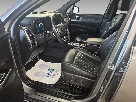 Kia Sorento 10 of 11