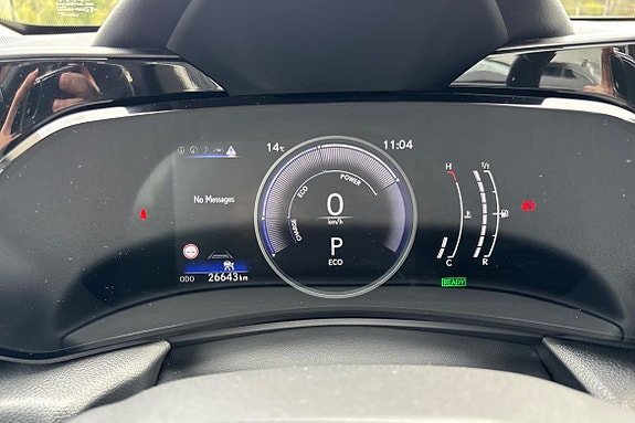 Lexus NX350h 14 of 22