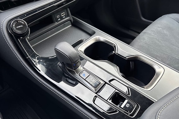 Lexus NX350h 19 of 22