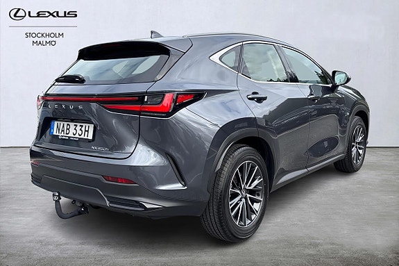 Lexus NX350h 17 of 22