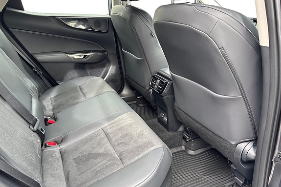 Lexus NX350h 7 of 22