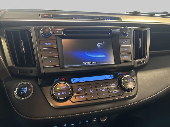 Toyota RAV4 15 of 18