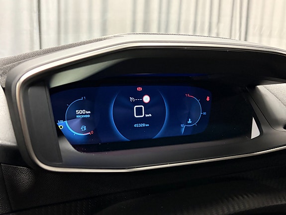 Peugeot 208 13 of 13