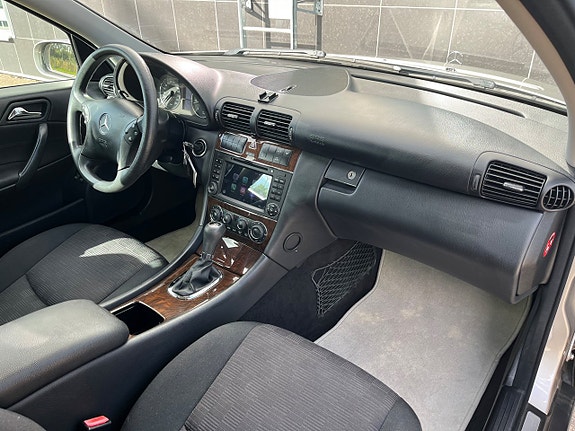 Mercedes-Benz CLC180 11 of 20
