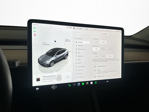 Tesla Model Y 19 of 30