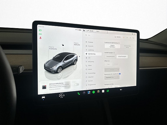 Tesla Model Y 20 of 30