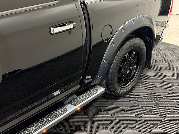 Dodge RAM 1500 12 of 30