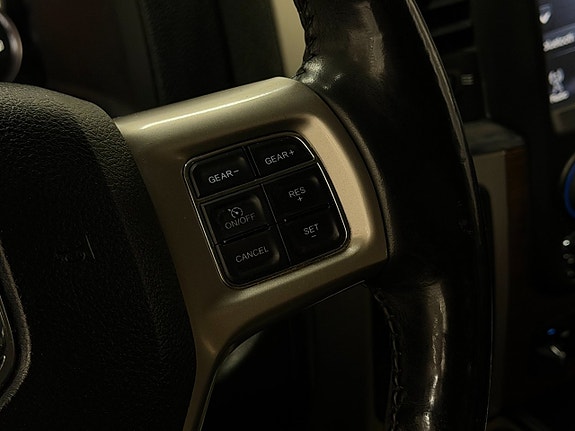 Dodge RAM 1500 26 of 30