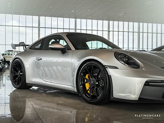 Porsche 911 19 of 23