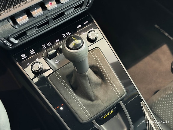 Porsche 911 15 of 23
