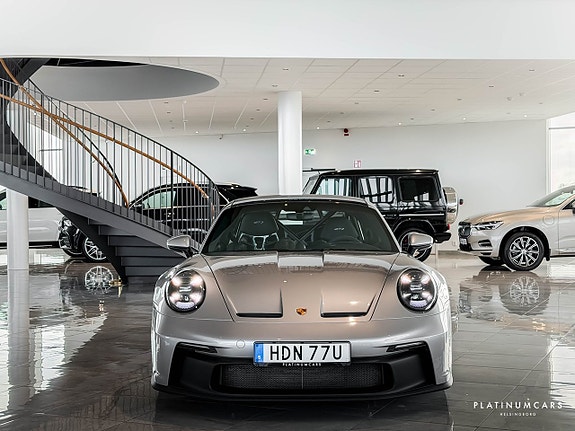 Porsche 911 3 of 23