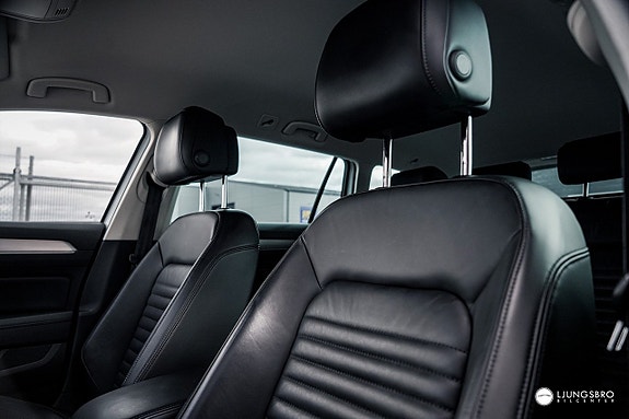 Volkswagen Passat 4 of 11
