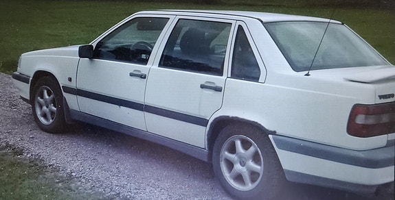Volvo 850 3 of 4