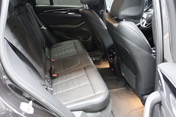 BMW X3 14 of 23