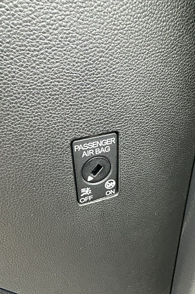 Volkswagen Passat Alltrack 15 of 30