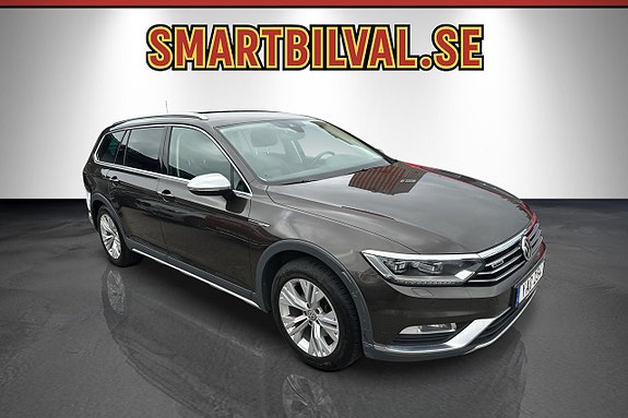 Volkswagen Passat Alltrack 7 of 30