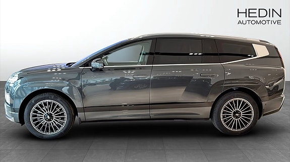 Hyundai Ioniq 9 2 of 16